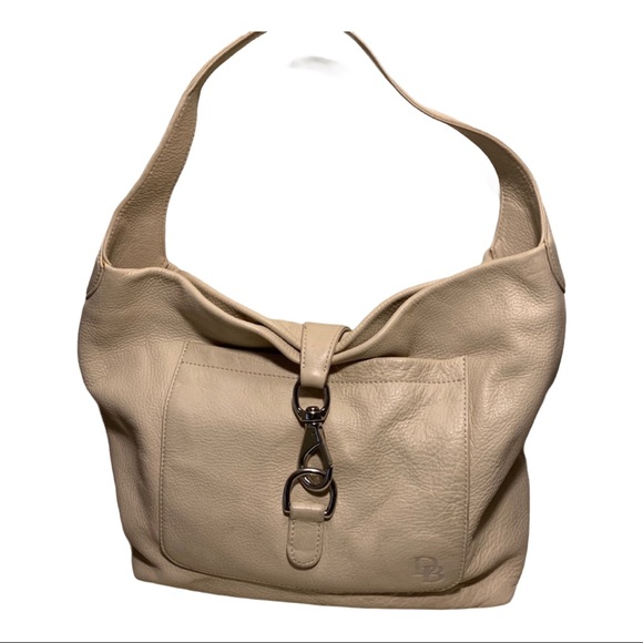 Dooney & Bourke Handbags - Dooney Bourke cream leather bag